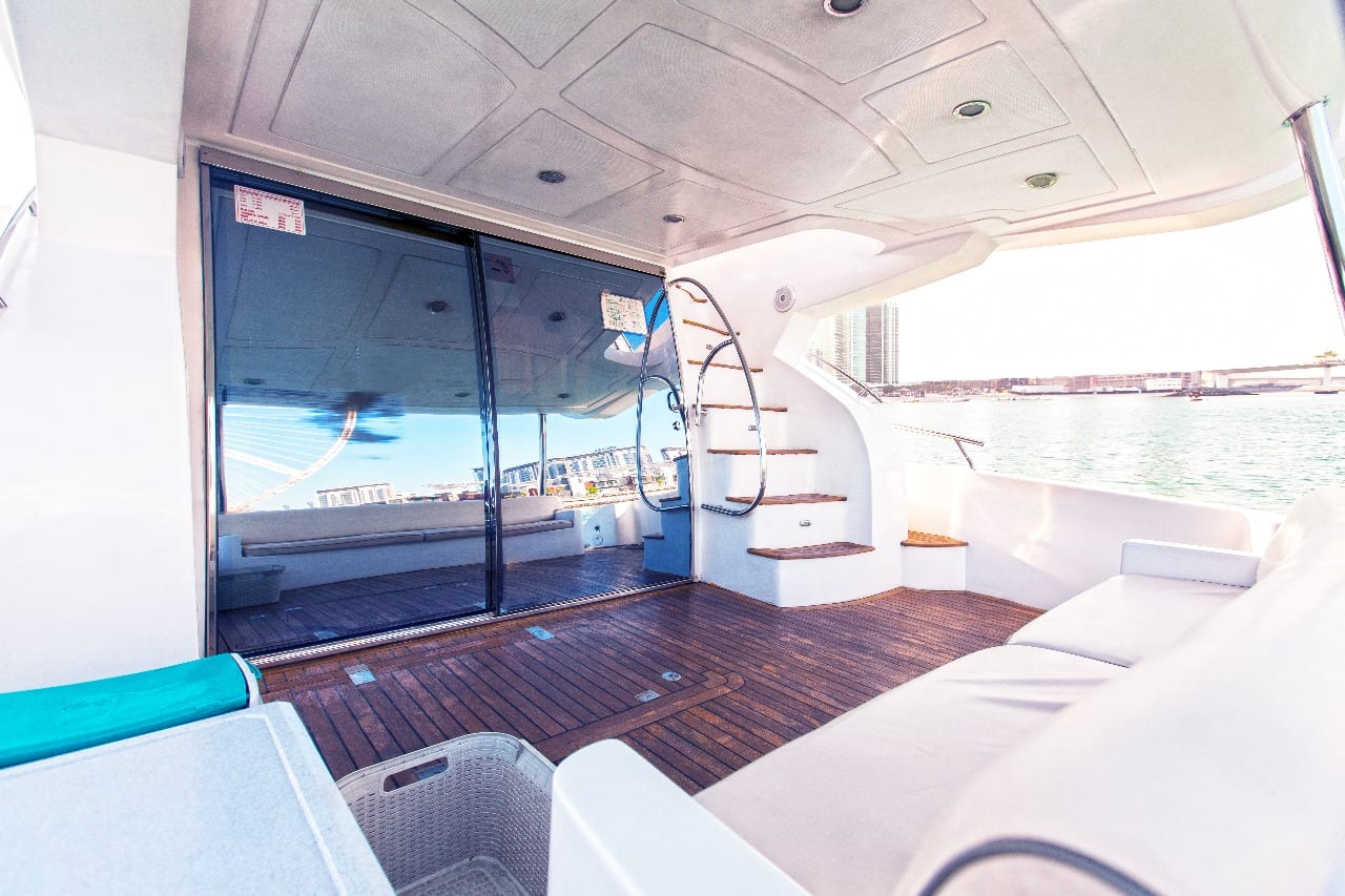56ft yacht charter dubai