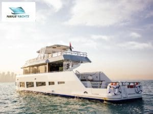 140 feet yacht for rent in dubai
