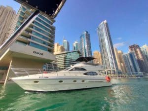 Luxury yacht 250 capacity in dubai