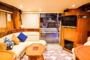 book a luxury yacht dubai