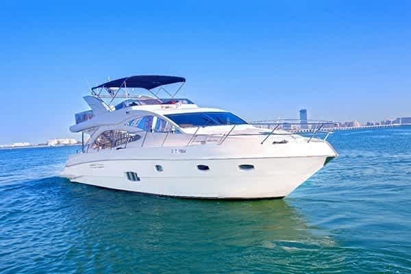 hire a yacht dubai marina