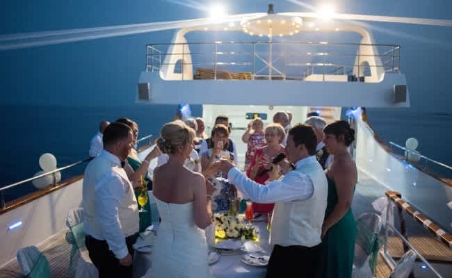 rent a yacht for wedding