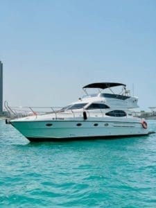 party boat dubai marina