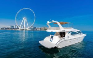 rent a yacht dubai.