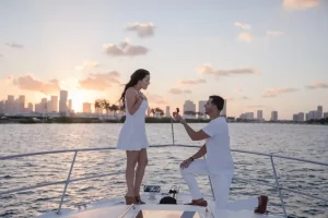 new year yacht for evening in dubai