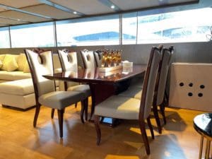 boat for rent dubai.