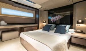 book a yacht in dubai