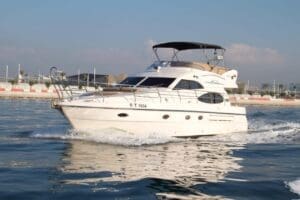 50 feet yacht rental in Dubai Marina