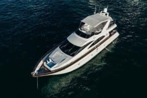 80 Feet Azimut Yacht for Rental in Dubai Marina