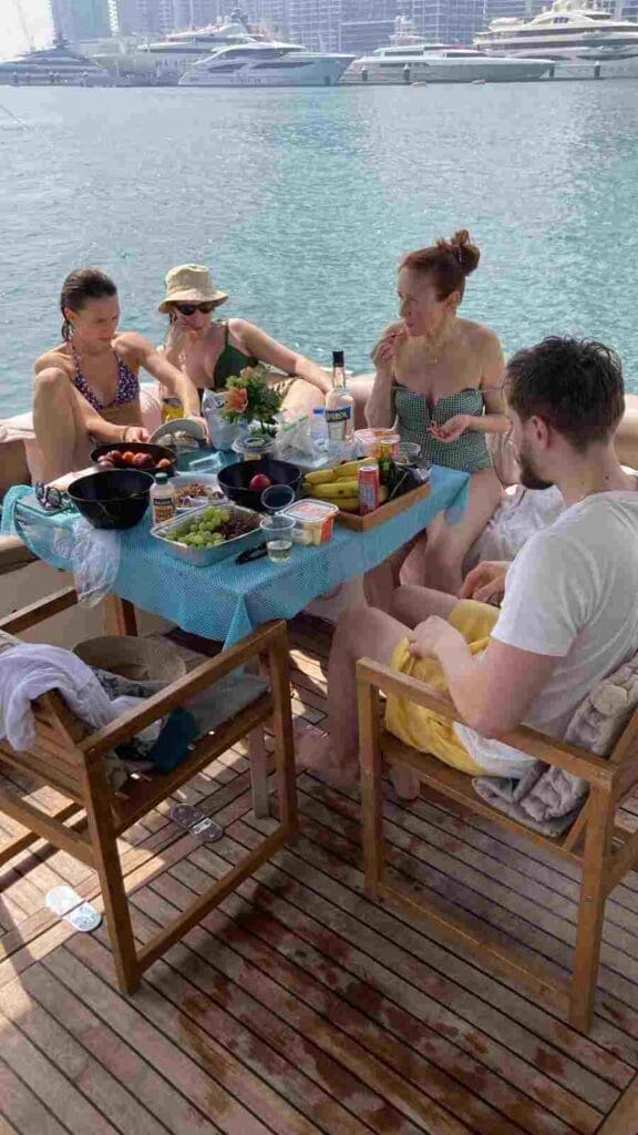 yacht rental dubai march 2025