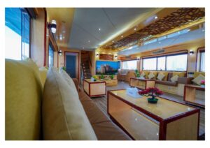 130 feet luxury charter yacht Dubai Marina