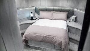 hire 92 feet yacht Dubai