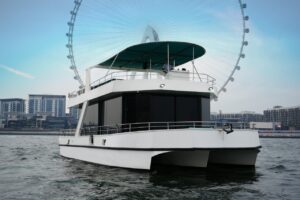 book your yacht party with Nanje 75 ft yacht