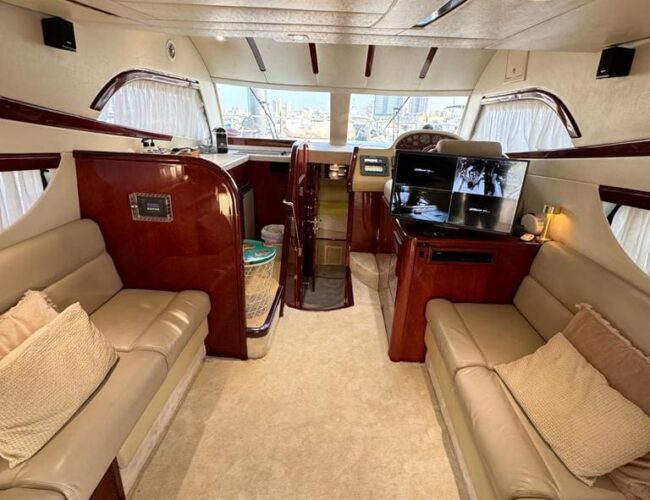 50 feet luxurious yachts Dubai