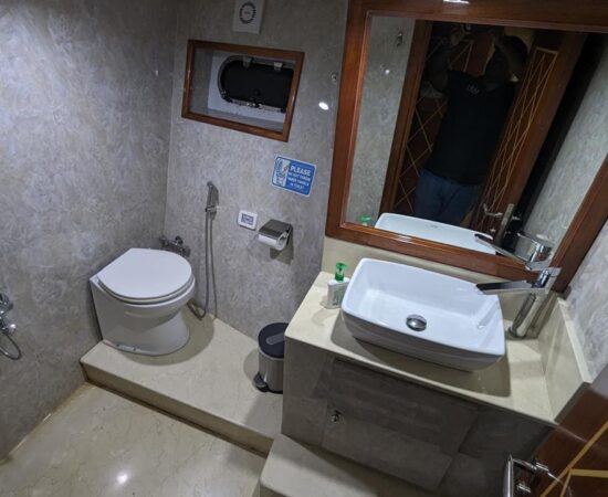 75 ft yacht in Dubai Marina