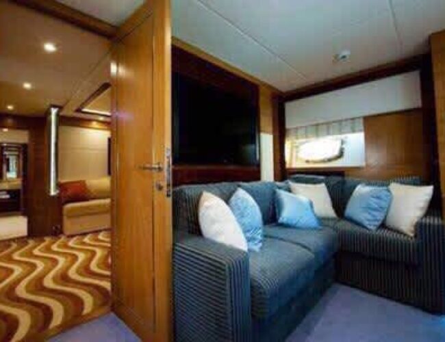 yacht bedroom