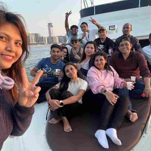 yacht rental image feb2025